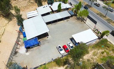 En Venta Terreno Amplio y Comercial Ubicado en la Autopista Azogues Cuenca