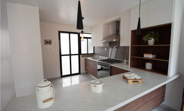 VENTA DE CASA POR CARRETERA RIOVERDE EN PRIVADA