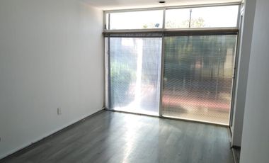 Oficina en renta en Bosques de Echegaray, a 5 min de periferico