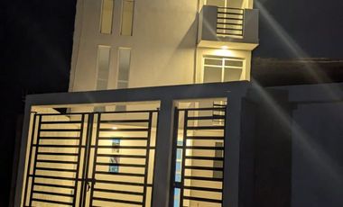 CASA EN VENTA ESTILO MEDITERRÁNEO $1,750,000