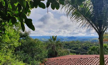 Bonito Lote Las Piedras con Vista, Proyecto y Cerca Entrada Rancho San Diego