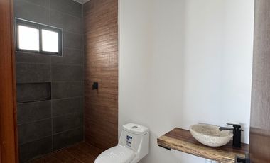 LOMAS DEL DORADO CASA EN VENTA CON ALBERCA CIRC. LAGOS Y LAGUNAS