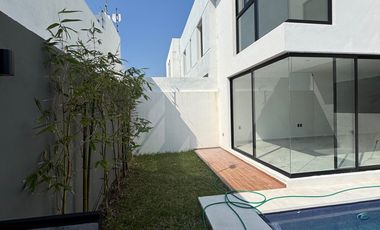 LOMAS DEL DORADO CASA EN VENTA CON ALBERCA CIRC. LAGOS Y LAGUNAS