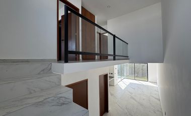 LOMAS DEL DORADO CASA EN VENTA CON ALBERCA CIRC. LAGOS Y LAGUNAS