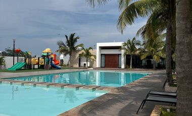 LOMAS DEL DORADO CASA EN VENTA CON ALBERCA CIRC. LAGOS Y LAGUNAS