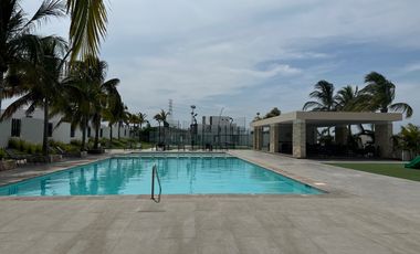 LOMAS DEL DORADO CASA EN VENTA CON ALBERCA CIRC. LAGOS Y LAGUNAS