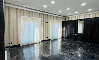 Casa en venta con coworking independiente en Residencial Esmeralda, Zona Ánimas