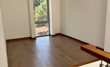 CASA EN VENTA CON LOCAL COMERCIAL, POR ESTRENAR SECTOR LAS PENCAS