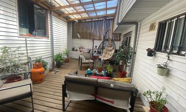 SE VENDE PROPIEDAD AMPLIA EN SAN ANTONIO