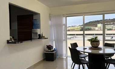 Excelente departamento en venta en Bosque Esmeralda