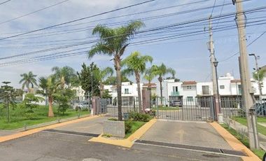 GRAN OPORTUNIDAD DE RESIDENCIA OFERTADA POR EL BANCO.