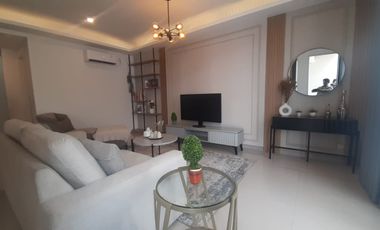 UNIT TERBATAS !!! TOWNHOUSE BERGAYA AMERICAN CLASSIC @ SETRADUTA BANDUNG FULLFURNISH
