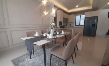 UNIT TERBATAS !!! TOWNHOUSE BERGAYA AMERICAN CLASSIC @ SETRADUTA BANDUNG FULLFURNISH