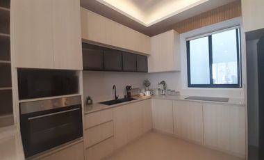 UNIT TERBATAS !!! TOWNHOUSE BERGAYA AMERICAN CLASSIC @ SETRADUTA BANDUNG FULLFURNISH