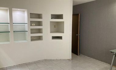 Local en Venta sobre Av. Leones y Gonzalitos