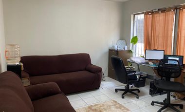 Local en Venta sobre Av. Leones y Gonzalitos