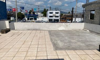 Local en Venta sobre Av. Leones y Gonzalitos