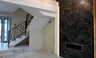 Casa nueva en venta en clúster Parque Coahuila, Lomas de Angelópolis a unos pasos de Barrio Cascatta