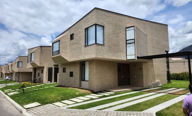 Conjunto Residencial Macarena - Palo de Agua III - Cota