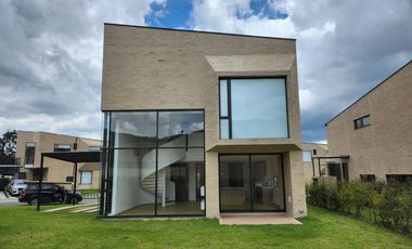 Conjunto Residencial Macarena - Palo de Agua III - Cota