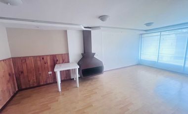Departamento en renta 3 dormitorios calle sector Jipijapa Rio Centr, Quito
