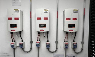 Casa en venta con vista al campo en el Yucatán Country Club.