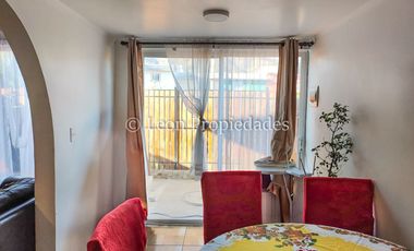 Leon Propiedades vende casa en villa, Curacaví centro.