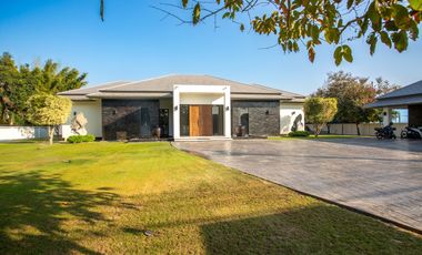 Luxury 6 bedroom single-storey pool villa for sale, price 55 Million Baht