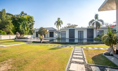 Luxury 6 bedroom single-storey pool villa for sale, price 55 Million Baht