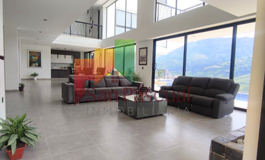 💥VENDO O ARRIENDO💥 En exclusivo sector de Copacabana, Barrio Pedregal Parcelación El Paraiso.