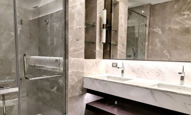 Sales! Ultra Luxury Penthouse with 3 bedrooms in Langsuan I Sindhorn Residence
