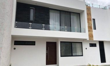 Casa en venta Zibatá 3 habitaciones FVR