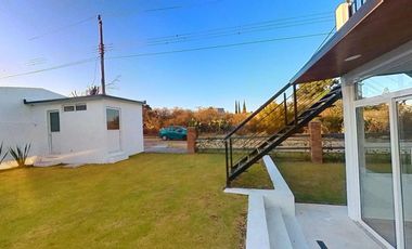 Residencia de campo, esquina de 1 planta