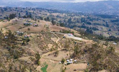 Terreno en venta en Azogues, en Cojitambo.