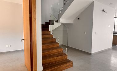 Casa en venta nueva en Bosqueto junto a Bosques Vallarta.