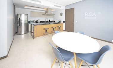 Central Park: Departamento Amueblado de 3 Recamaras con Vista Panorámica – English Spoken