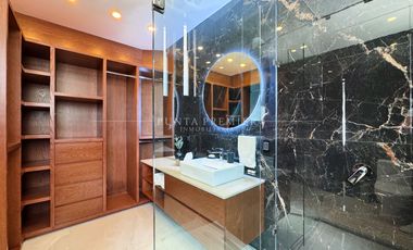 Casa en Renta en Pinar de la Venta Amueblada con Alberca de Lujo, Zapopan