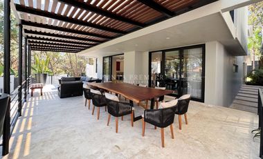 Casa en Renta en Pinar de la Venta Amueblada con Alberca de Lujo, Zapopan