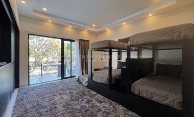 Casa en Renta en Pinar de la Venta Amueblada con Alberca de Lujo, Zapopan