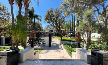Casa en Renta en Pinar de la Venta Amueblada con Alberca de Lujo, Zapopan