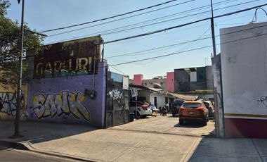 Terreno en venta, Av. Xochimilco (Eje 1 Norte), uso de suelo mixto.