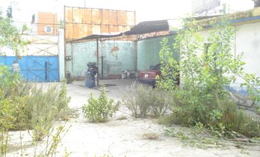 Terreno en venta, Av. Xochimilco (Eje 1 Norte), uso de suelo mixto.