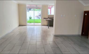 RENTO CASA DENTRO DE CONJUNTO SECTOR MIRASIERRA – VALLE DE LOS CHILLOS