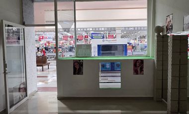 LOCAL COMERCIAL EN RENTA AL NORTE EN PLAZA DE SORIANA SAN ISIDRO INTERIOR
