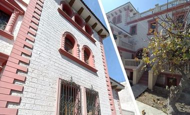 VENDO PRECIOSA CASA EN ESQUINA, TODA EN SILLAR, EXCELENTE UBICACIÓN EN LA CIUDAD DE AREQUIPA