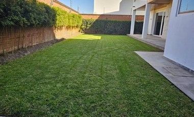 RENTA DE CASA MUY AMPLIA EN FRACCIONAMIENTO PALMA SOLA, MORILLOTLA, UVM PUEBLA