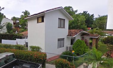 HERMOSA CASA ESTA ESPERANDO POR TI