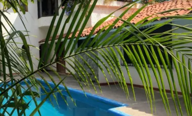 HERMOSA CASA ESTA ESPERANDO POR TI