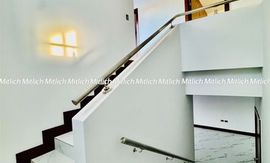 Casa Nueva en Venta fracc. Lomas Universidad  $5,400,000.