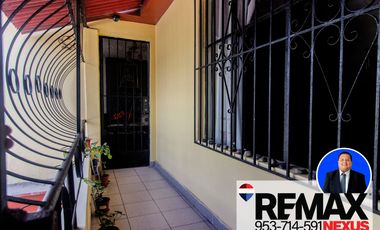 SE VENDE AMPLIO DEPARTAMENTO DUPLEX EN SAN JUAN DE MIRAFLORES